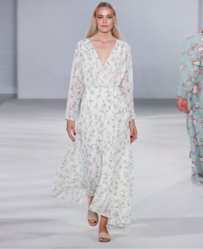 Line of Oslo Stone Dress, off white kjole med blomster – Mio Trend
