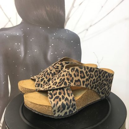 Leopard sandal med kilehel – Copenhagen Shoes sandal leopard Frances  – Mio Trend