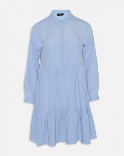 Sisters Point blå kjole – Sisters Point lyse blå kjole Gloss – Mio Trend