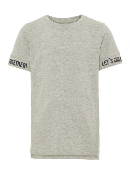 Name It grå t-skjorte – T-skjorter grå t-skjorte Sonny – Mio Trend