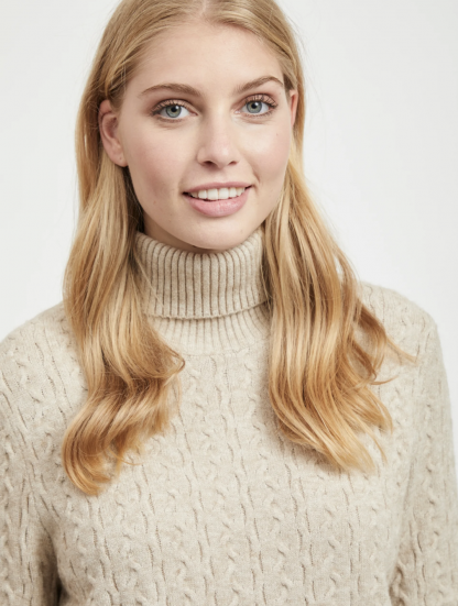 Vila genser høy hals