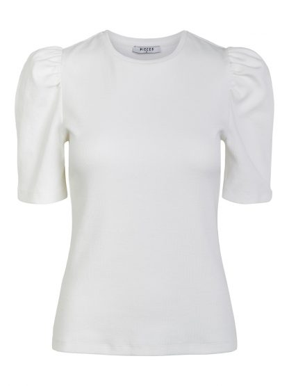 T-skjorte puffermer – Pieces hvit topp Anna – Mio Trend