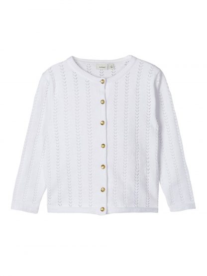 Hvit strikkejakke jente – Name It hvit cardigan HesineHVi – Mio Trend