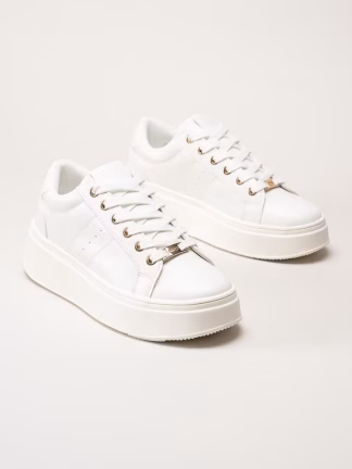 Sneaker hvit platå