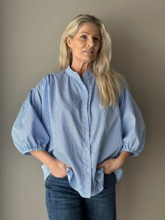 Kajsa bluse,Lys blå