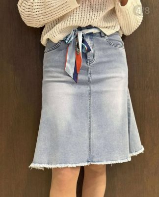 Denimskjørt med belte, light wash