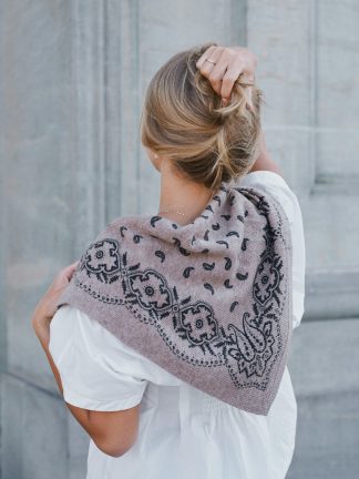 Adelina Paisley Knit Scarf