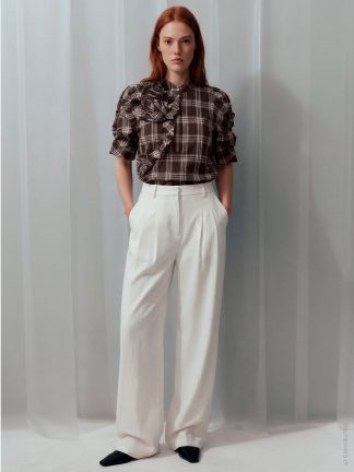 Zabinago Blouse