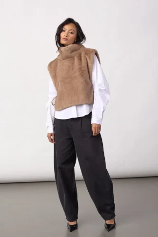 FeraCC faux collar